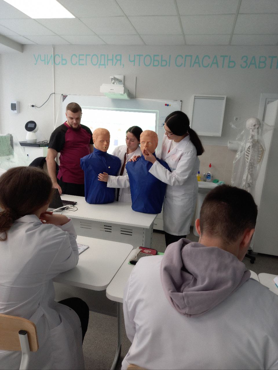 Впечатления о занятии в медицинском классе в СОШ№1 г. Строитель.